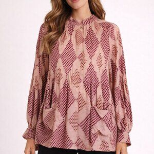 Hofmann Copenhagen Mandarin Collarless Patch Pocket Blouse size 38/Medium